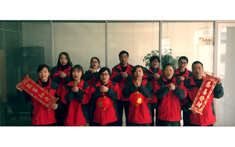 旭派電池銷售服務(wù)部給您拜年啦！