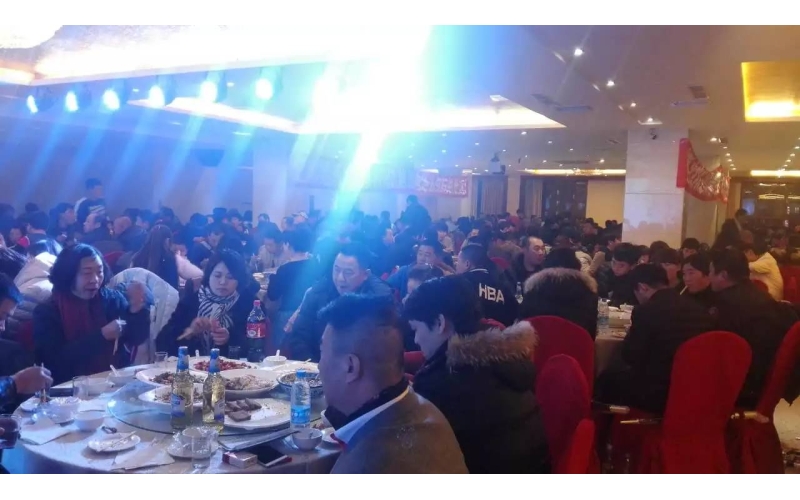 旭派電池遼寧錦州答謝會(huì)500多人參加，場(chǎng)面火熱...